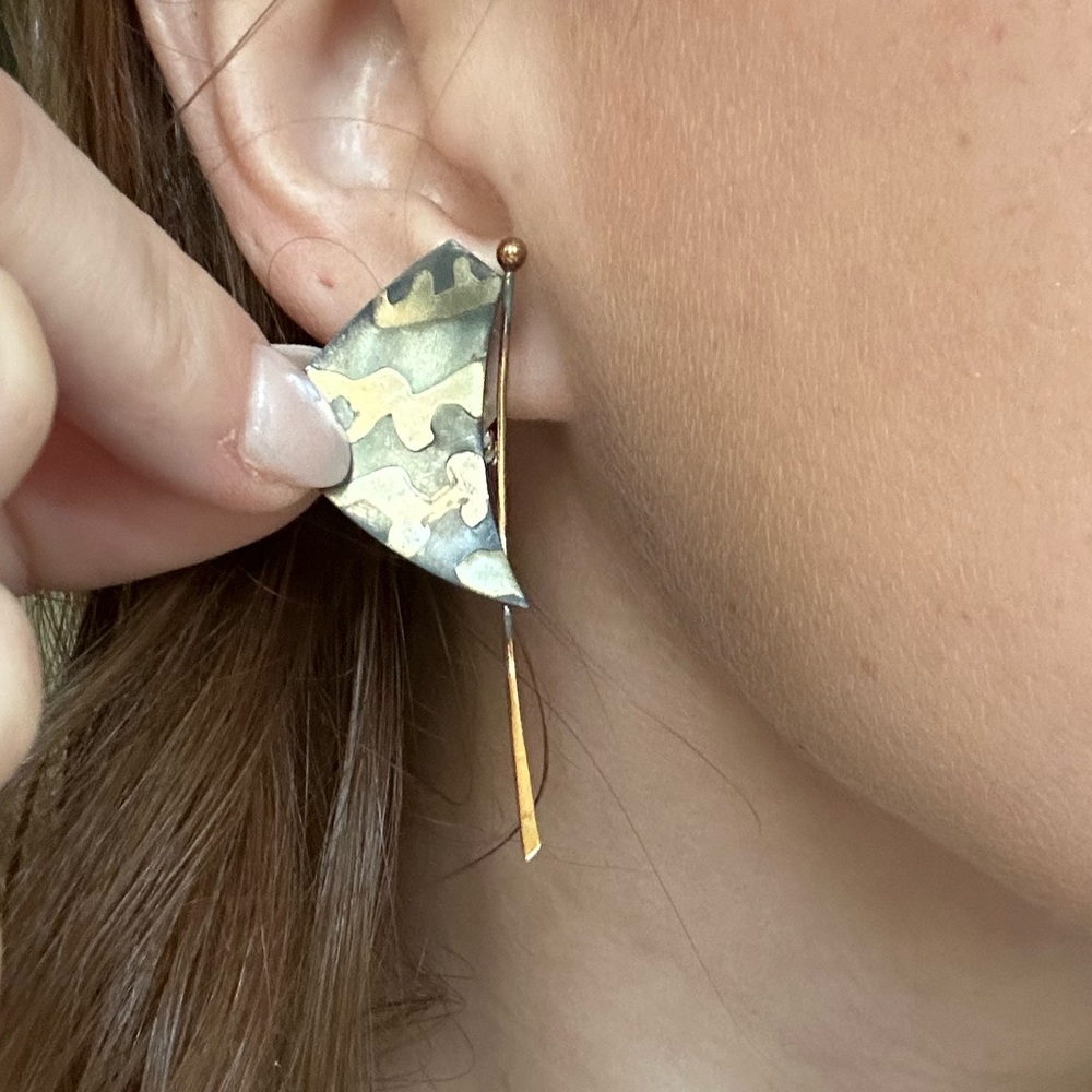 NEW - Mixed Metal Abstract Earrings - Picture 2 of 6